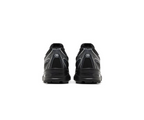 2024 740v2 'Black Silver Metallic'