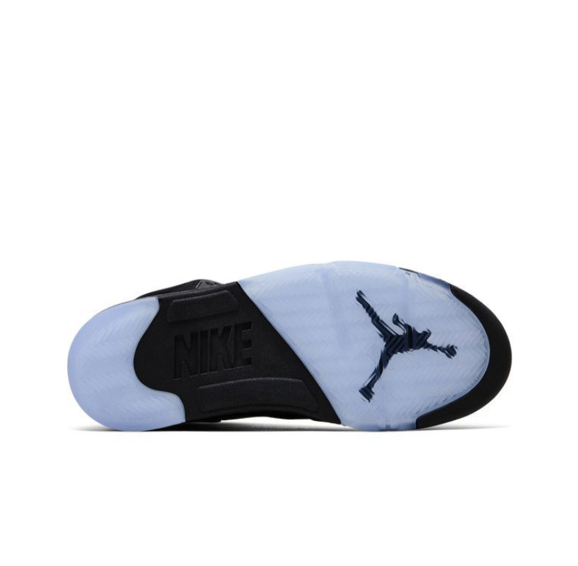 Air Jordan 5 Retro OG 'Black
Metallic Reimagined' 2025