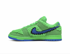 2020
Grateful Dead x Dunk Low SB
'Green Bear'