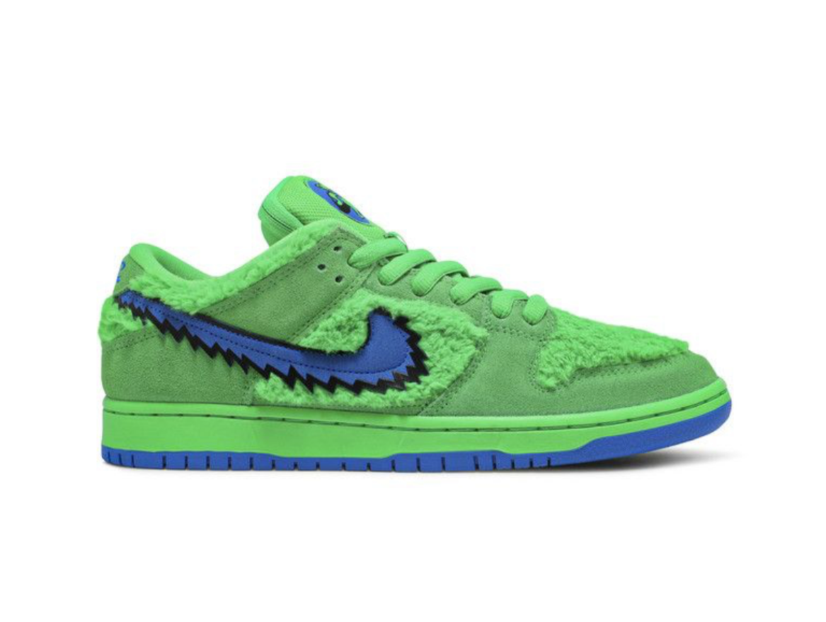 2020
Grateful Dead x Dunk Low SB
'Green Bear'