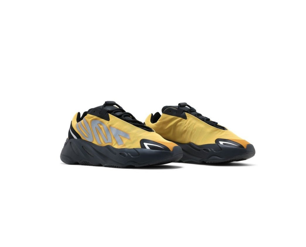 Yeezy Boost 700MNVN'Honey Flux