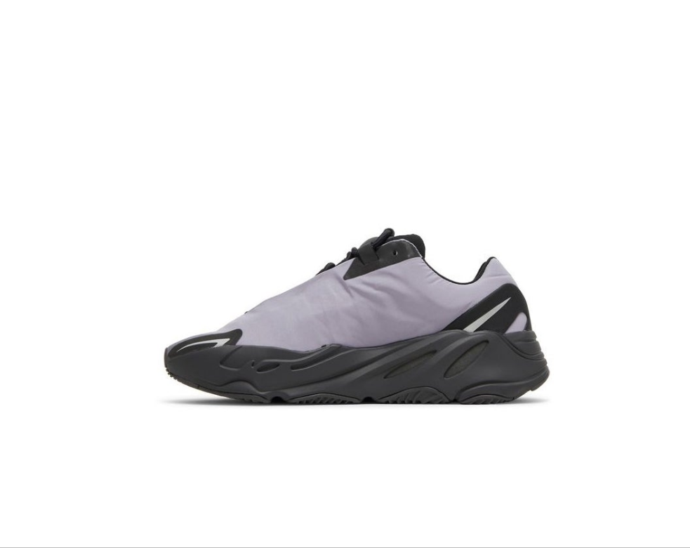 Yeezy Boost 700MNVN'Geode'