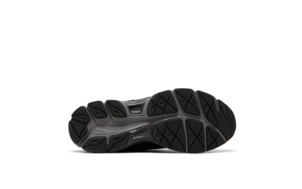 GeINYC'GraphiteGrey Black'