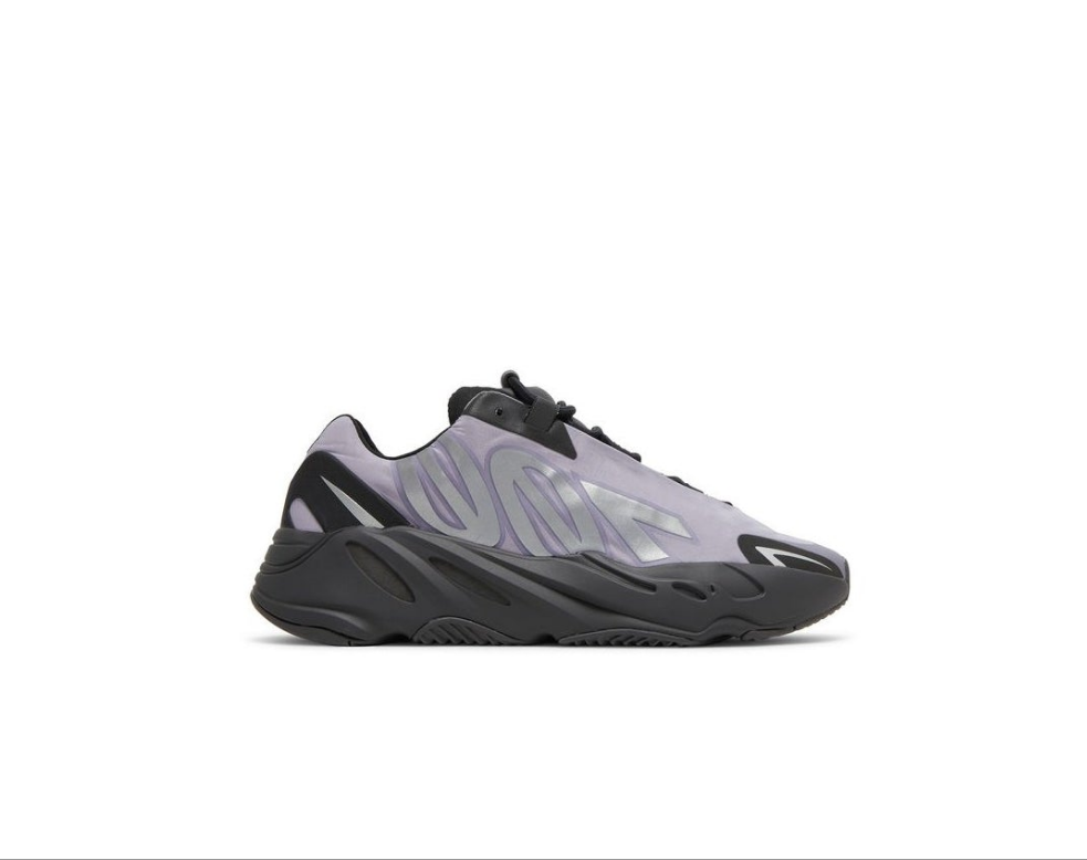 Yeezy Boost 700MNVN'Geode'