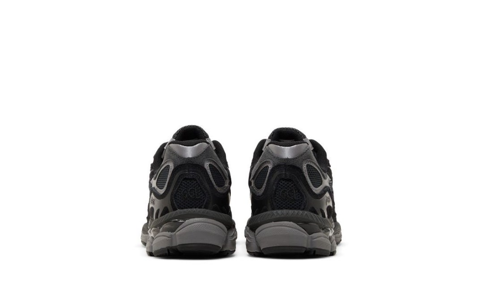 GeINYC'GraphiteGrey Black'